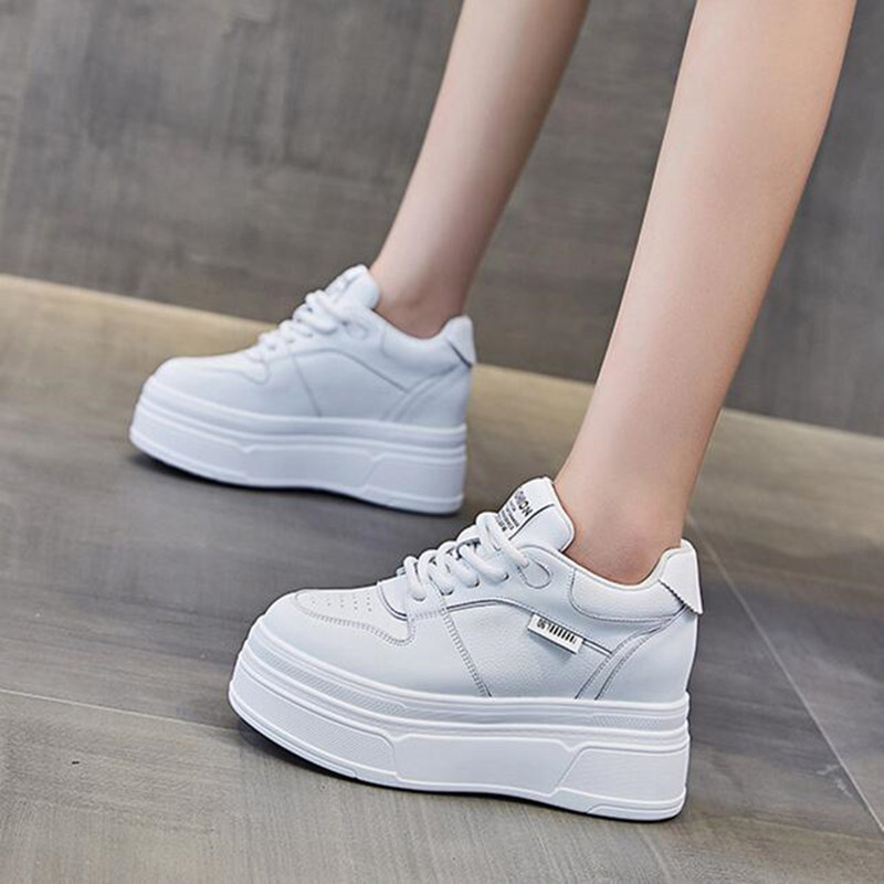 9CM Genuine Leather NEW Brand  - Running Shoes Women recension och pris